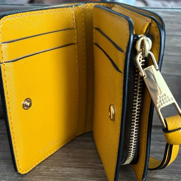 Marc Jacobs Orange Wallet with Gold Accent - Picture 2 of 3